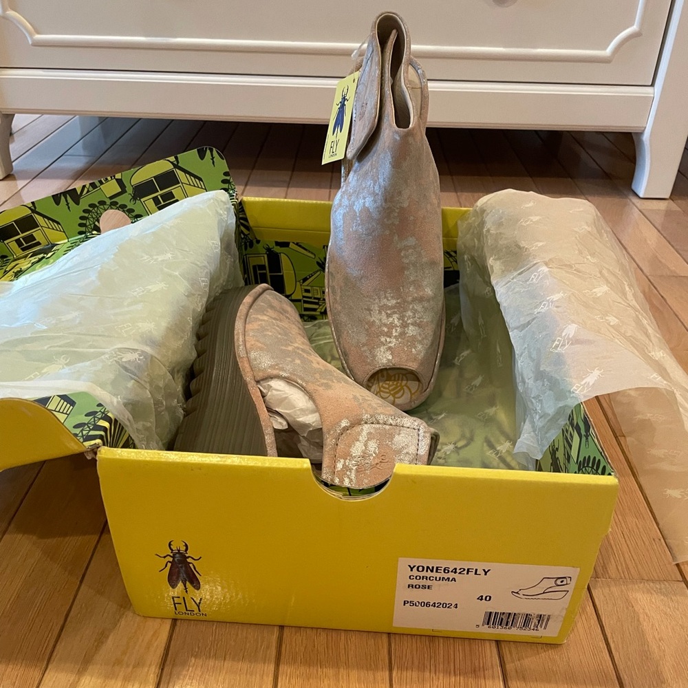 FLY London Rose Corcuma Yone Leather Slingback NWT